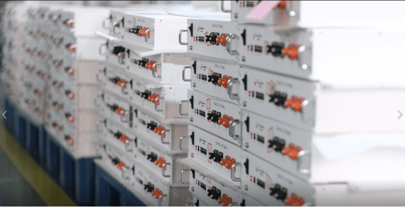 Hicorenergy driver Global Energy Transition med sin stjärnprodukt-I-Box 48100R-batteri